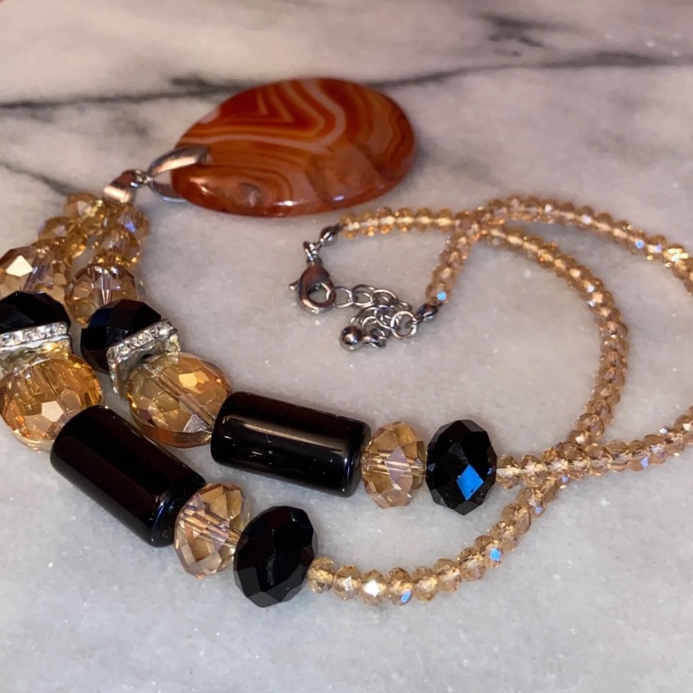 Banded Carnelian Agate Necklace - Picture 7 of 9